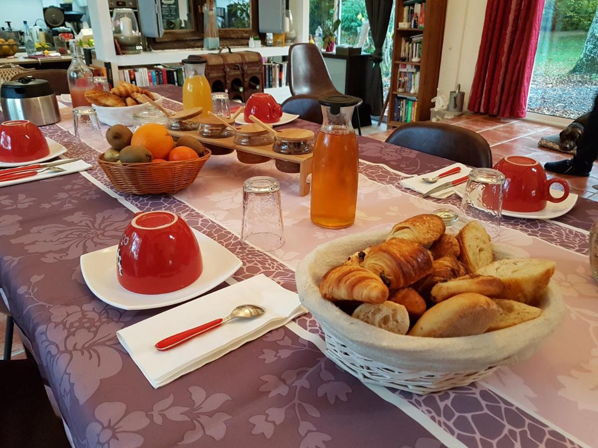 Domaine De Sahil Bed & Breakfast Saint-Romain-sur-Cher Exterior foto